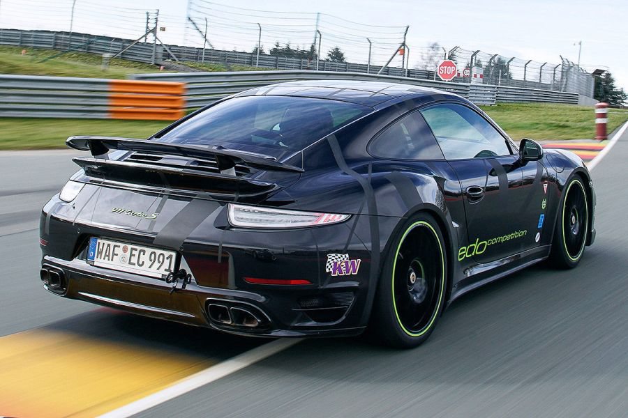 Porsche spyder turbo