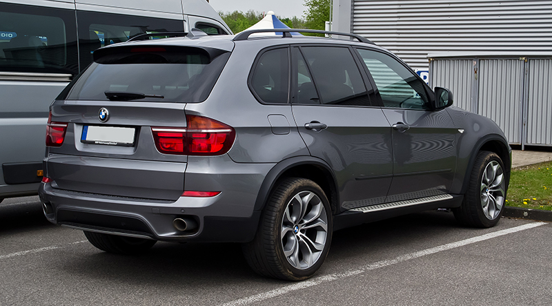 najdene bmw x5